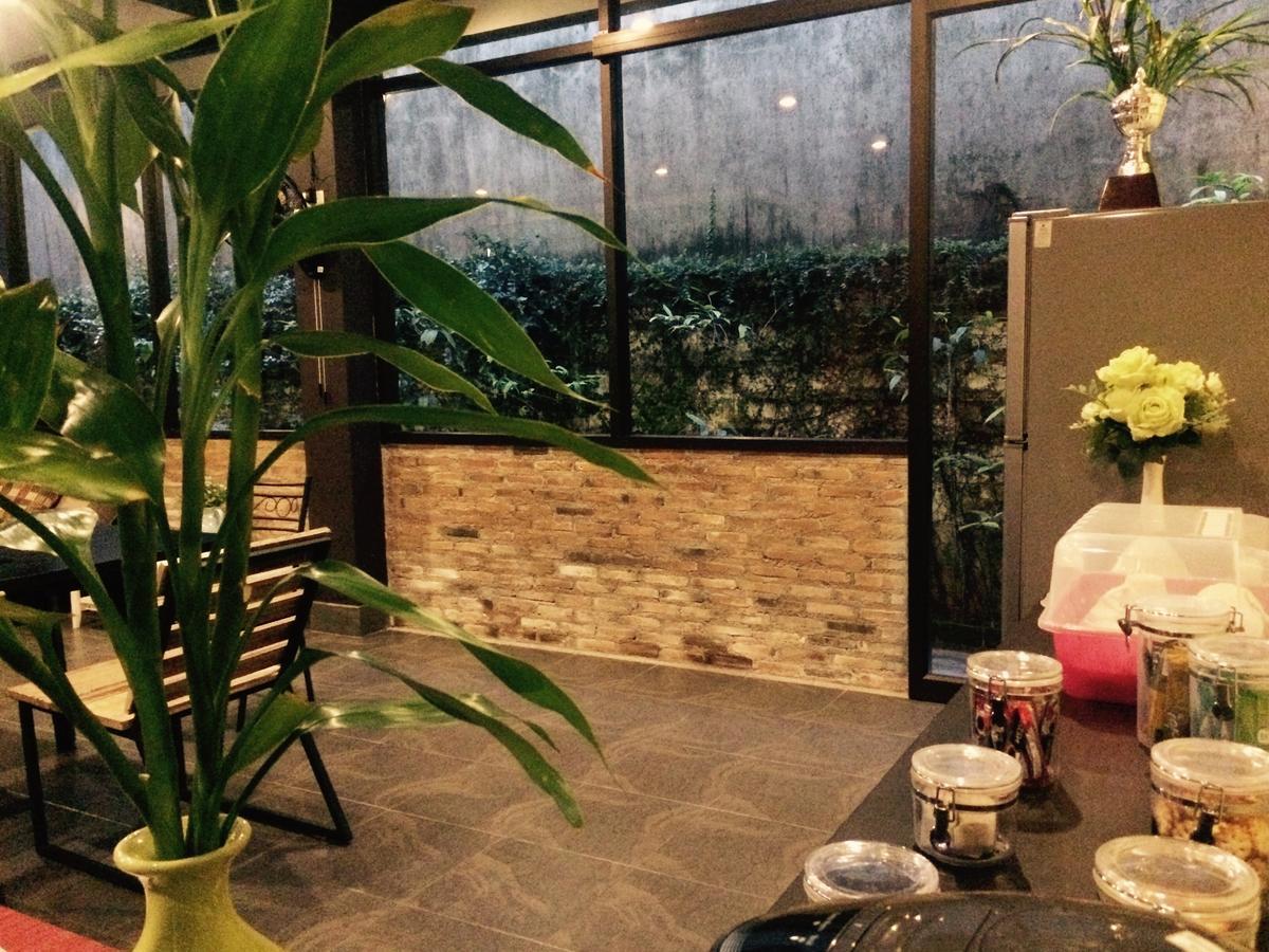 Mo De Loft Hotel Talat Yai Exterior foto